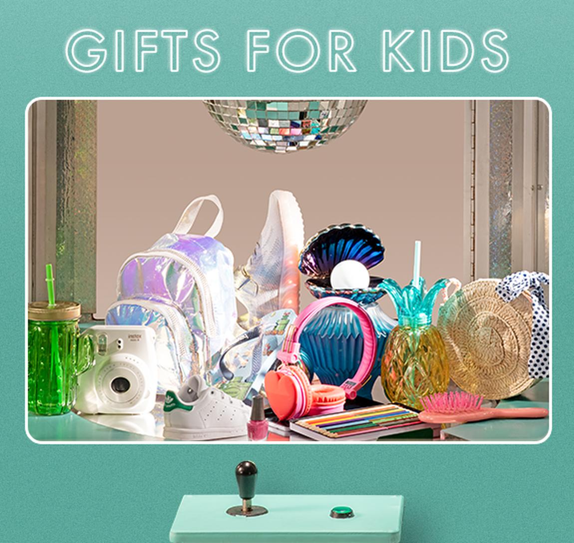 GIFTING LUCKY YOU