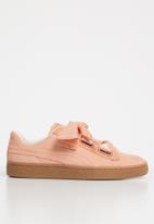 puma basket heart corduroy wn's