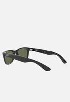 Ray-Ban - New Wayfarer sunglasses 55mm - crystal green & black