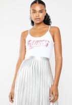 guess white bodysuit