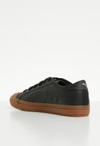 capri leather shoes puma