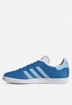 clear sky adidas gazelle