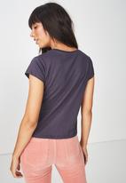 Cotton On - Essential art T-shirt - purple 