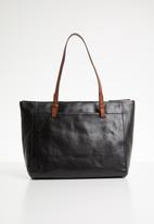 rachel tote with zipper