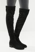 araecia boots