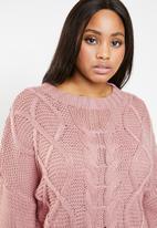 Missguided - Curve balloon sleeve cable jumper - pink