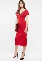 Missguided - Mesh overlay bodycon midi dress - red