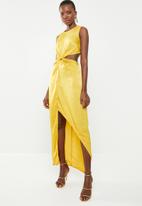 hammered maxi twist satin cut yellow dress