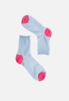 Hysteria - Emma ankle socks - blue & pink