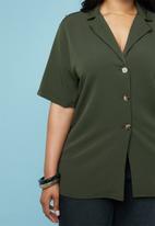 Superbalist - Revere collar shirt - khaki