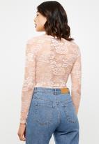 Missguided - Cupped lace satin insert bodysuit - pink