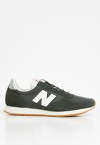 220 70s running new balance