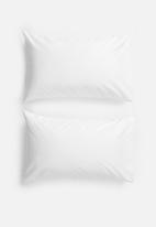 Sheraton Textiles - Egyptian Cotton standard pillowcase set - white 400tc