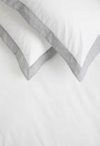 Sixth Floor - Mitered oxford cotton duvet set - white/grey
