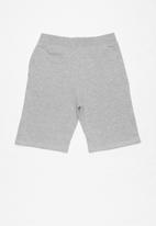 GUESS - Guess boys fashion active shorts - grey