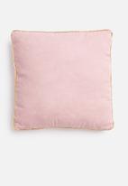 H&S - Live more printed cushion - pink & gold