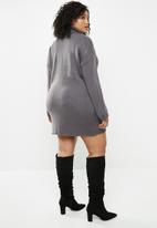 Missguided - Plus knitted turtle neck mini dress - grey