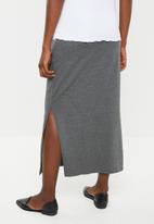 Cotton On - Maternity side split maxi skirt - charcoal marle
