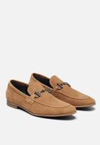 selina tan steve madden
