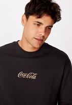 Cotton On - Coke chest collab crew fleece - washed black