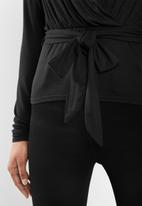 Missguided - Wrap front peplum top - black