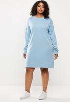 Missguided - Plus size sweater dresses - blue