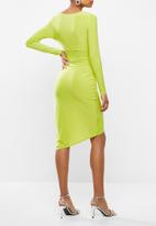 Missguided - Maternity ruched wrap mini dress - lime