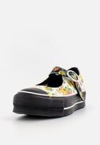 converse mary janes floral
