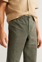 MANGO - Busia trousers - green 