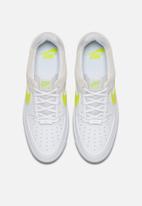 nike air force 1 sage low lemon venom