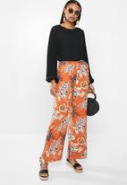 edit - D-ring relaxed fit trouser - orange