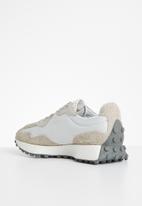 new balance 327 tan