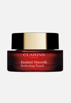 Clarins - Instant Smooth Perfecting Touch
