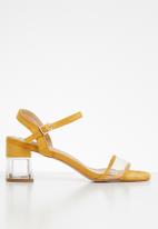 Footwork - Ensley heel - yellow