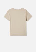 Free by Cotton On - Girls classic short sleeve tee - beige 