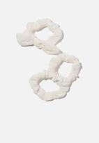 Cotton On - Mini scrunchies - vanilla