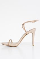 festive silver steve madden