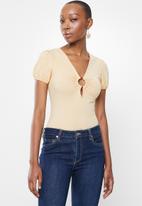 Glamorous - Bodysuit with ring detail - beige 