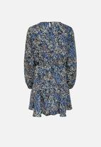 Jacqueline de Yong - Mia long sleeve short dress - night sky abstract floral