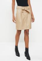 Vero Moda - Solamynte short coated skirt - taupe