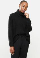 Jacqueline de Yong - Nageem Megan long sleeve roll neck pull knit - black