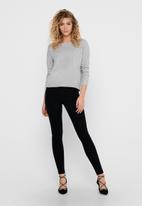 ONLY - Amalia long sleeve boatneck pullover knit - grey