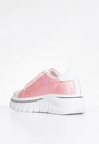 Plum - Kiss lug sole sneaker - white & pink