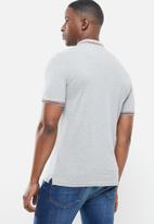 Superdry. - Classic micro lite tipped short sleeve polo - grey