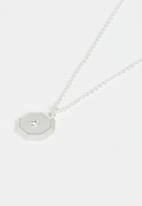 Rubi - Premium pendant necklace - sterling silver plated hex