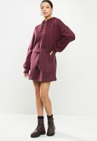 Missguided - Oversized hooded sweater dress - burgundy
