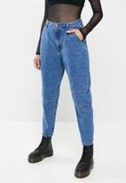 Missguided - High waisted baggy carrot jean- blue