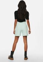 ONLY - Issi life shorts - green