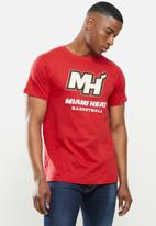NBA - Heat icon logo straight hem printed T-shirt - red