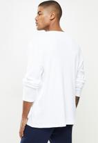 Superbalist - 2-pack premium ribbed crew neck long sleeve tops - white